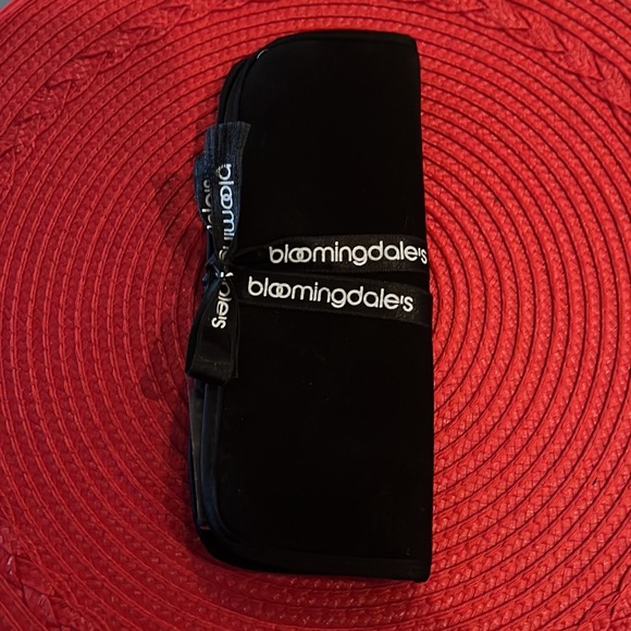 Silver-plated makeup brushes from Bloomingdale’s 90’s - Picture 4 of 4